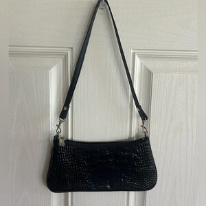 ⭐️ Express croc pattern leather mini shoulder bag.